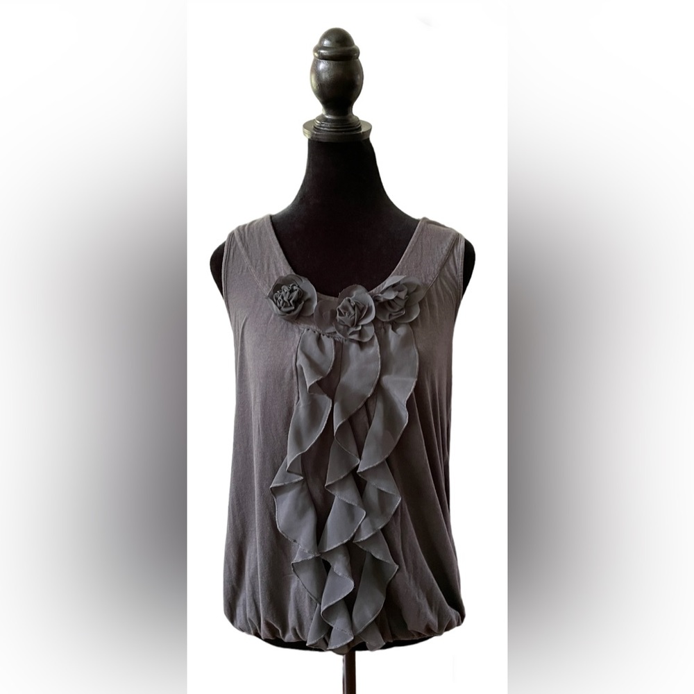 Loft: Gray Ruffled Sleeveless Blouse